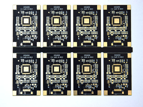 四層PCB黑油線(xiàn)路板